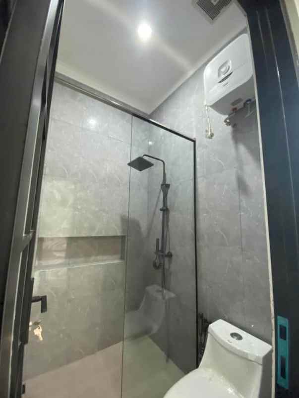 rumah modern free water heater lokasi dekat rsud kota