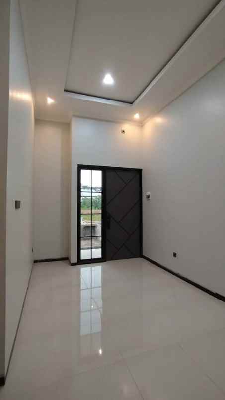 rumah modern free water heater lokasi dekat rsud kota