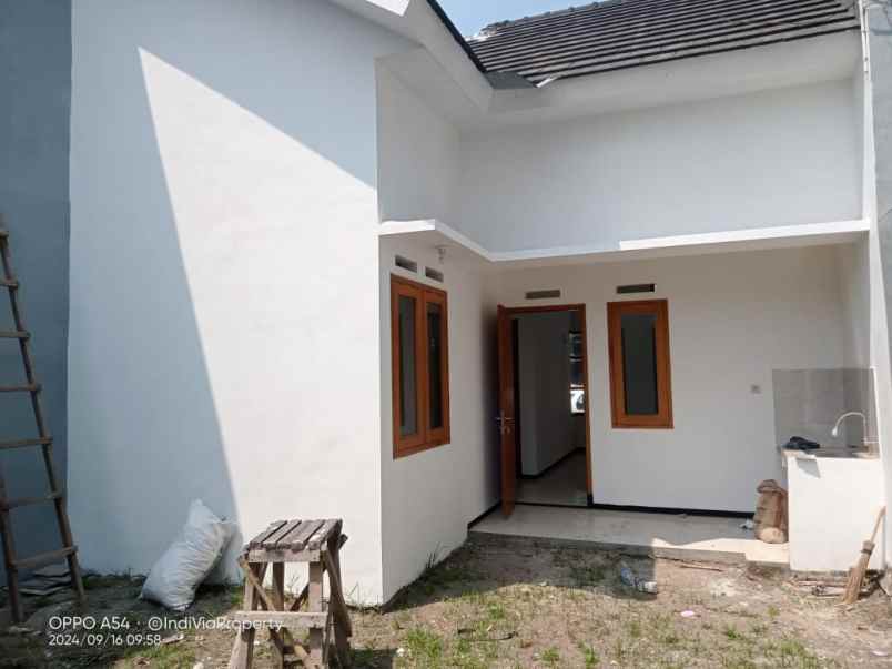 rumah modern ready stock area suhat