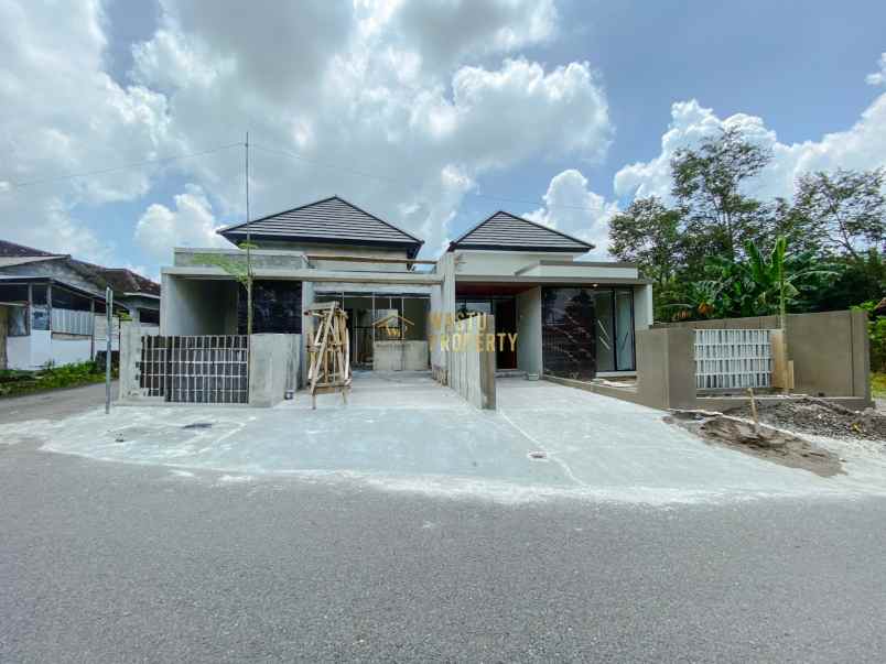 rumah modern siap huni di jogja utara ngaglik sleman