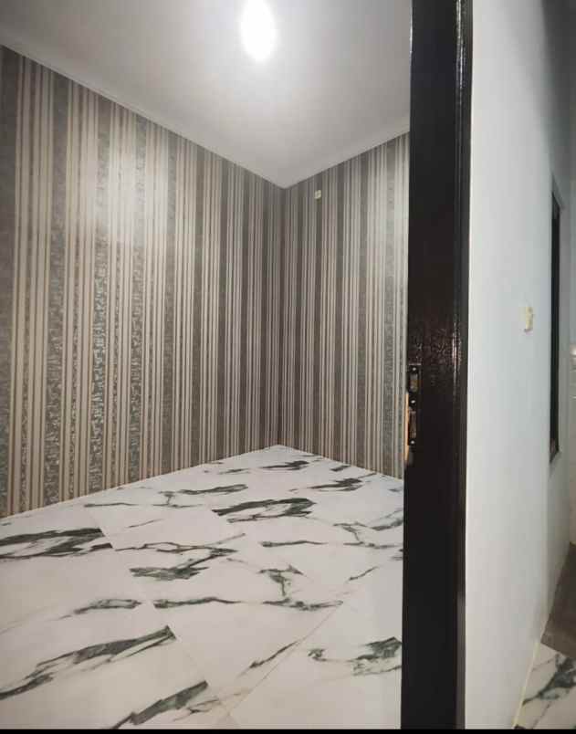 rumah murah pinggir jalan lokasi gas alam depok