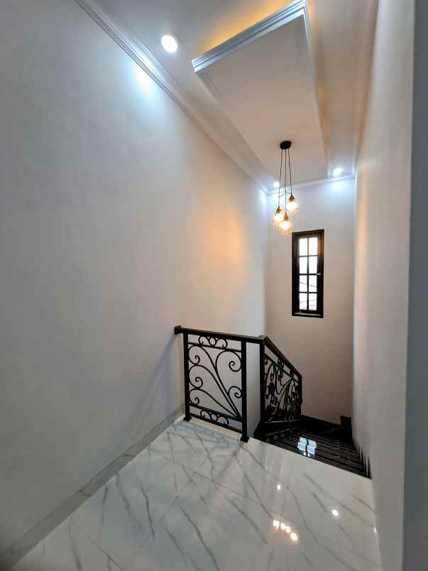 rumah murah siap huni di tanah baru beji depok