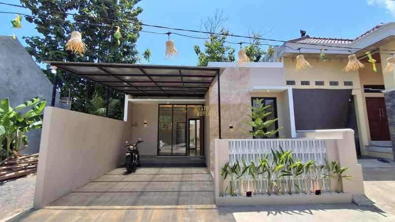 rumah murah siap huni utara pasar godean di seyegan