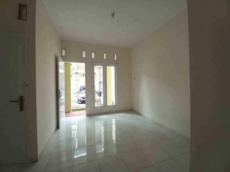 rumah ratna jatibening bekasi