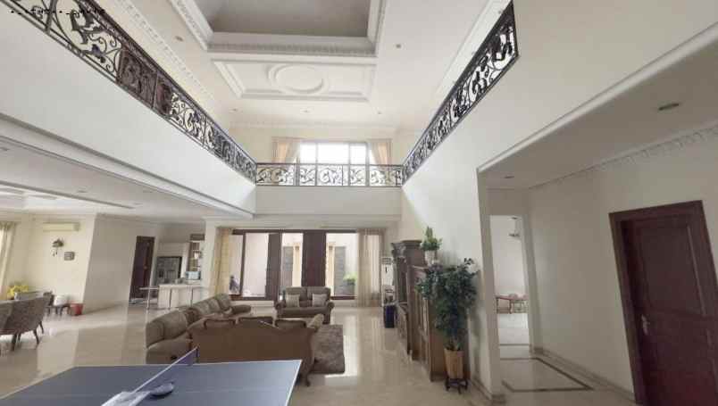 rumah raya dharmahusada permai strategis