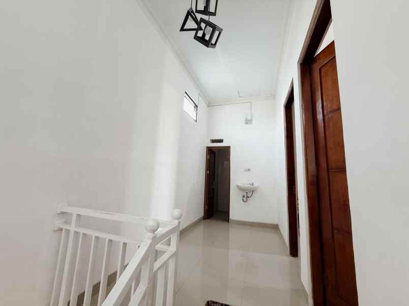 rumah rp2 4 miliar ada private pool