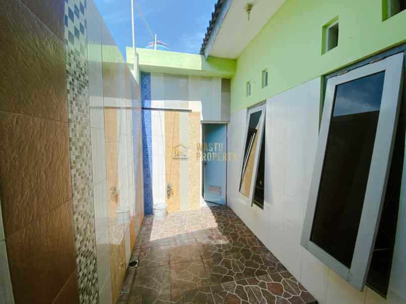 rumah second kondisi bagus lokasi premium di kalasan