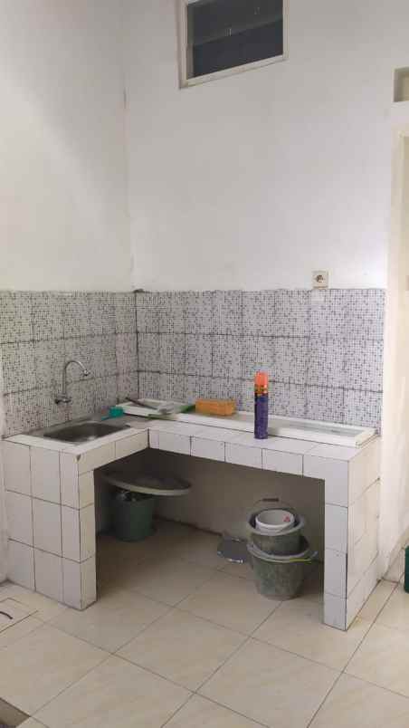 rumah second siap huni harga ekonomis perumnas klipang