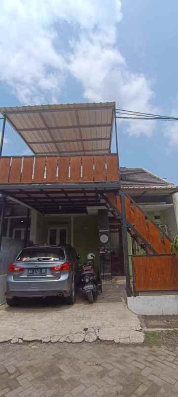 rumah second siap huni harga ekonomis perumnas klipang