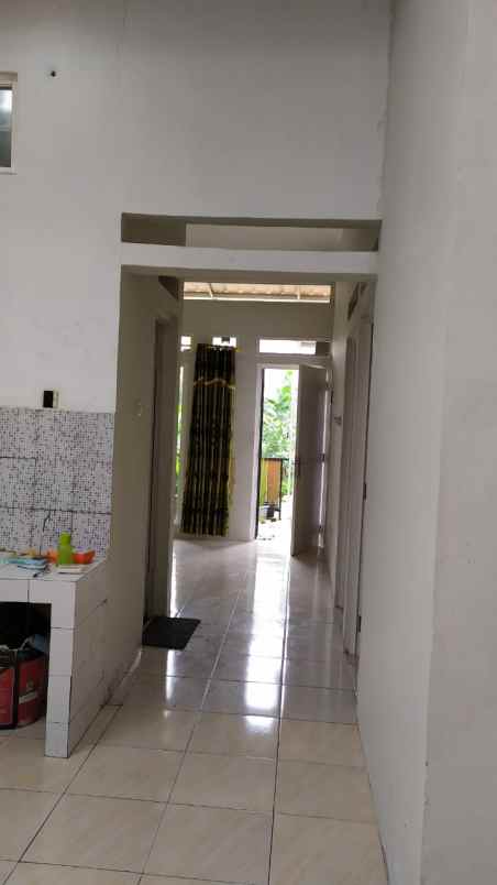 rumah second siap huni harga ekonomis perumnas klipang