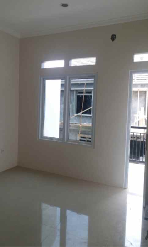 rumah siap huni 1 4 milyar radar auri cimanggis depok