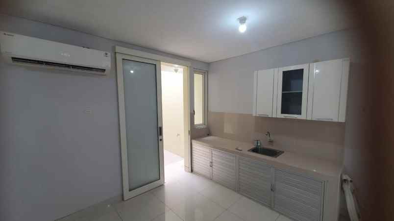 rumah siap huni cluster suvadiva semi furnished