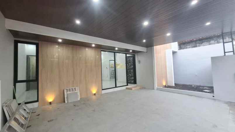 rumah siap huni design modern dekat maguwoharjo sleman