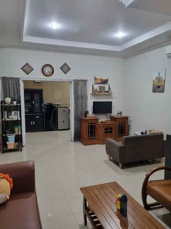 rumah siap huni minimalis tingkat di bekasi timur