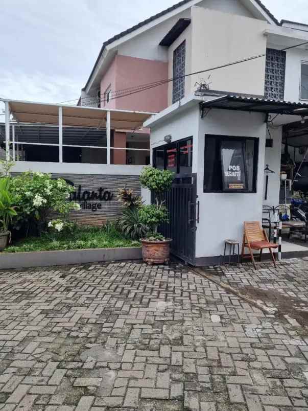 rumah siap huni minimalis tingkat di bekasi timur