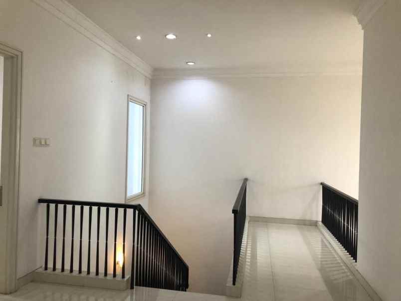 rumah siap huni palm court puri galaxy