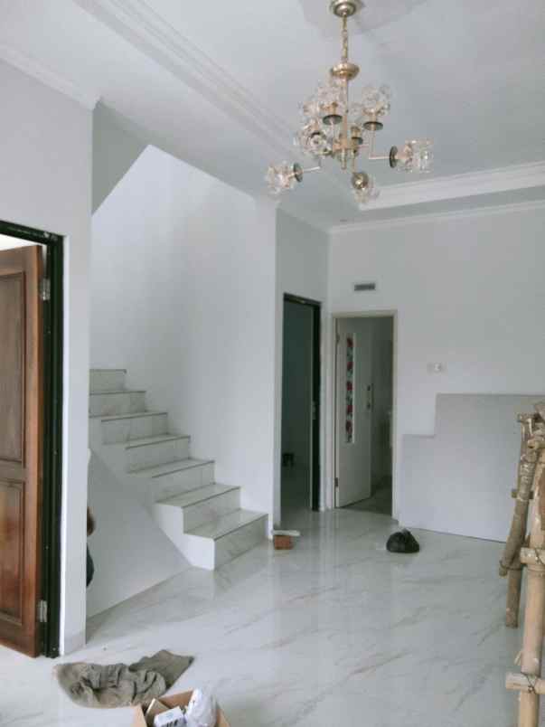 rumah talita green 3 jagakarsa bisa custom akses mobil