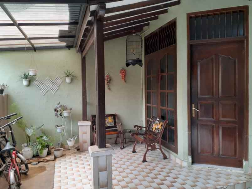 rumah taman kedaung
