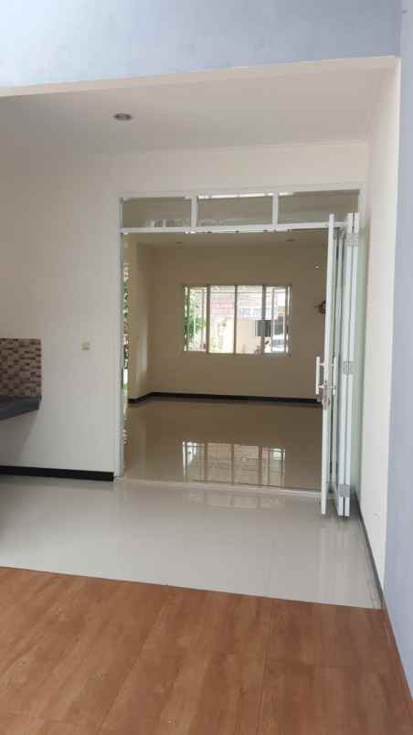 rumah taman kopo indah 5