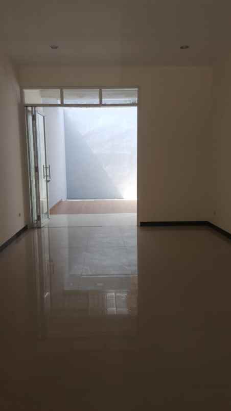 rumah taman kopo indah 5