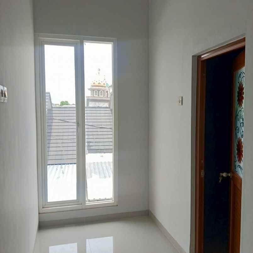 rumah tambak medayu xi utama dekat merr upn tol