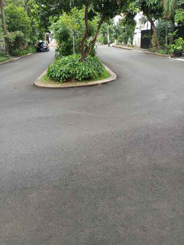 rumah tinggal di bintaro jaya