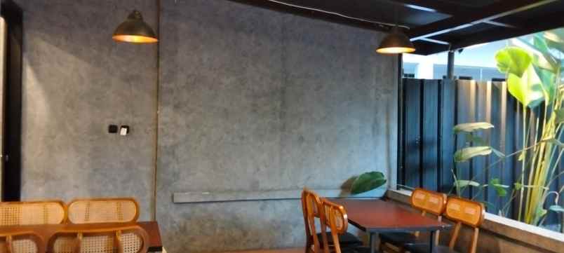 rumah untuk kantor restoran di kalibata tengah