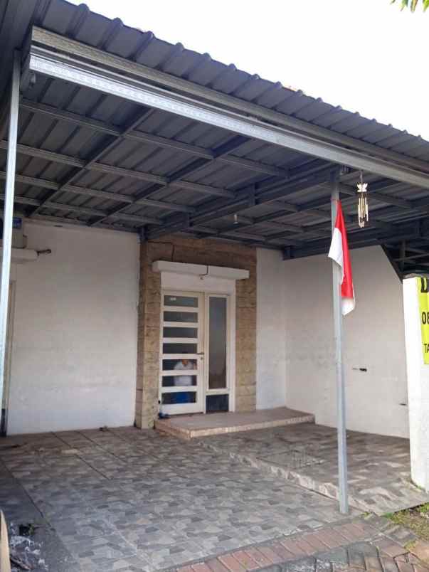 rumah valencia icon puri surya jaya