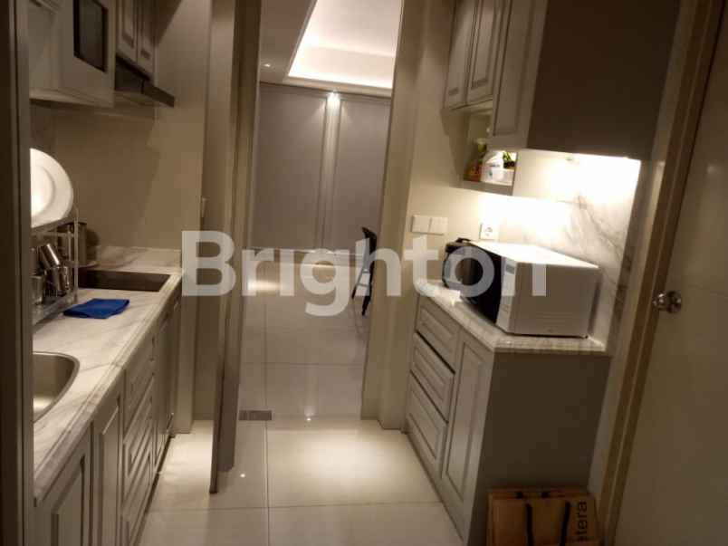 selangkah ke pakuwon mall lariz apartment