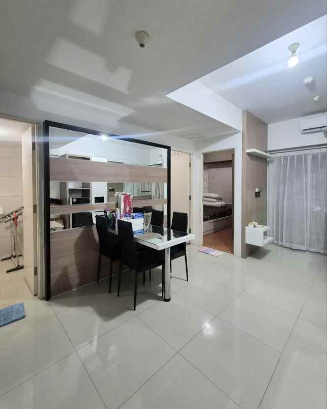 sewa apartemen orchard pakuwon mall 2br corner