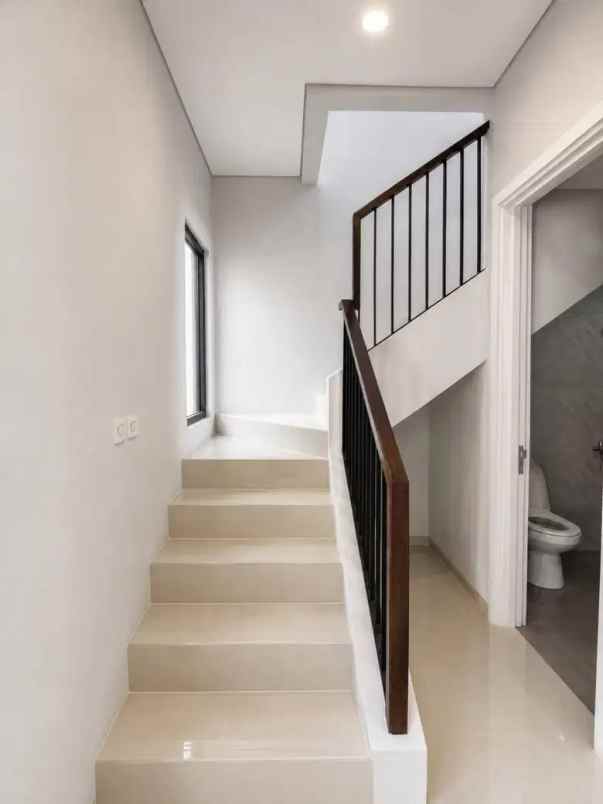 sewa rumah brand new di kebayoran bintaro siap masuk