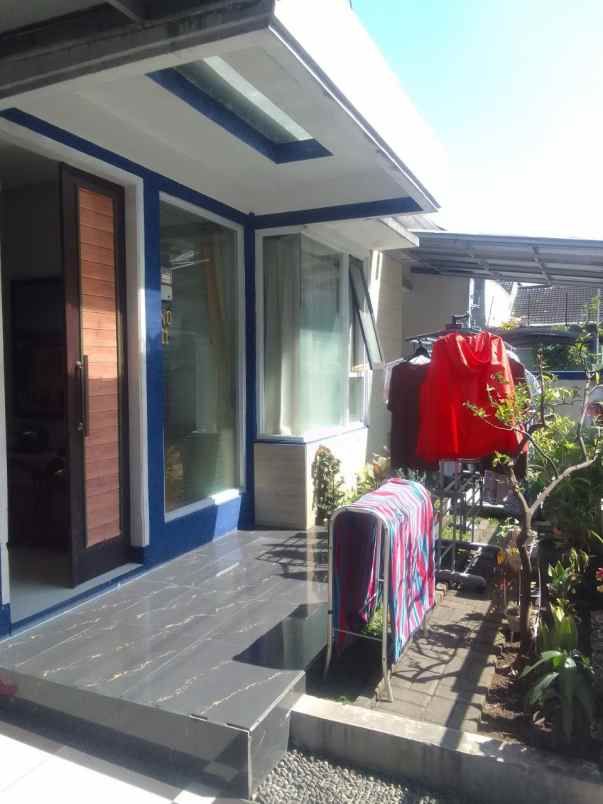 strategis dijual rumah siap huni di buah batu bandung