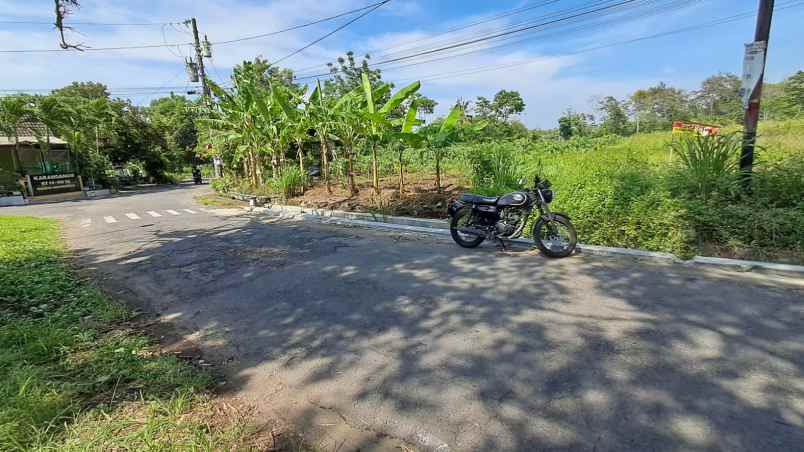 tanah luas strategis maguwoharjo depok sleman
