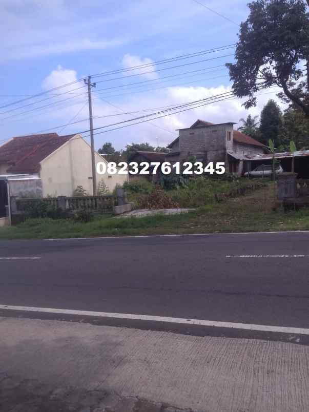 tanah tepi jl raya solo