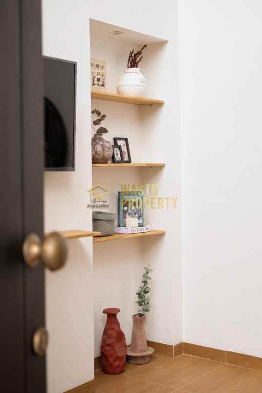 villa 2 lantai jual murah di jalan damai palagan