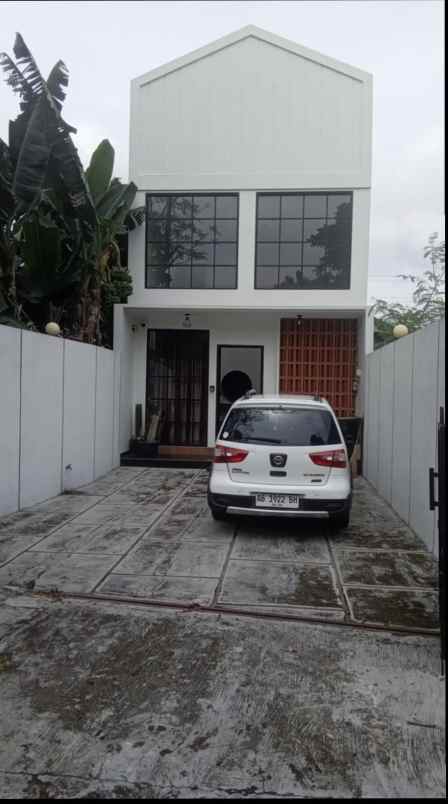 villa 2 lantai jual murah di jalan damai palagan