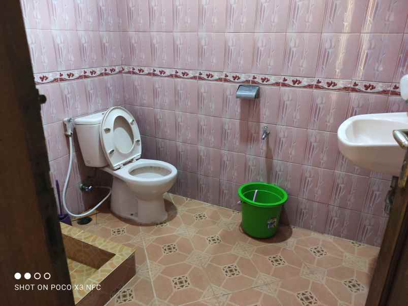 villa alamat jalan cisarua kam