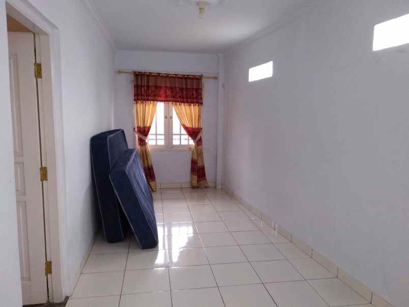 villa alamat jalan cisarua km 80