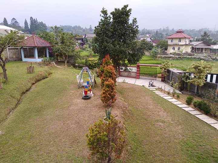 villa alamat jalan cisarua km 80
