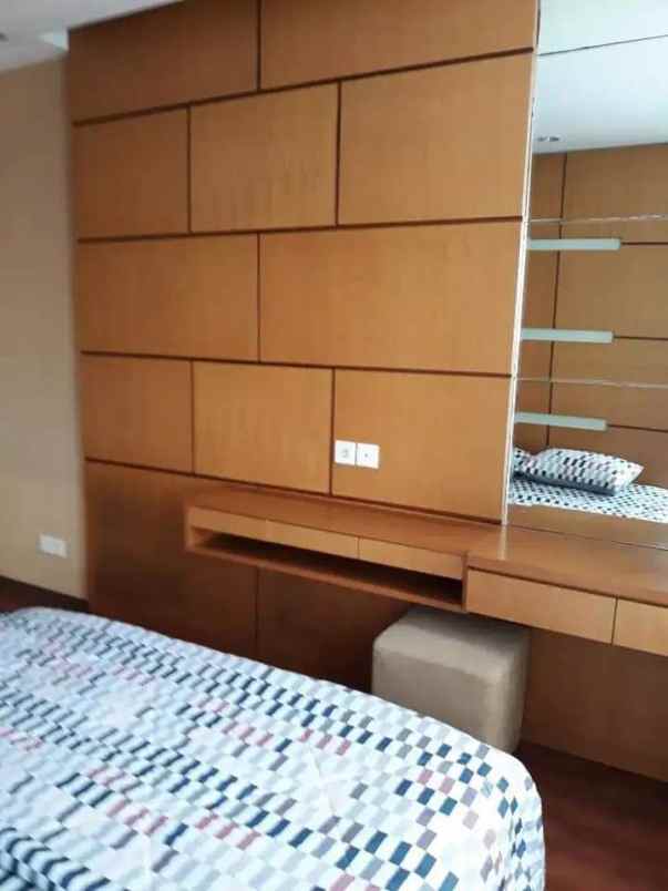 apartemen dago butik
