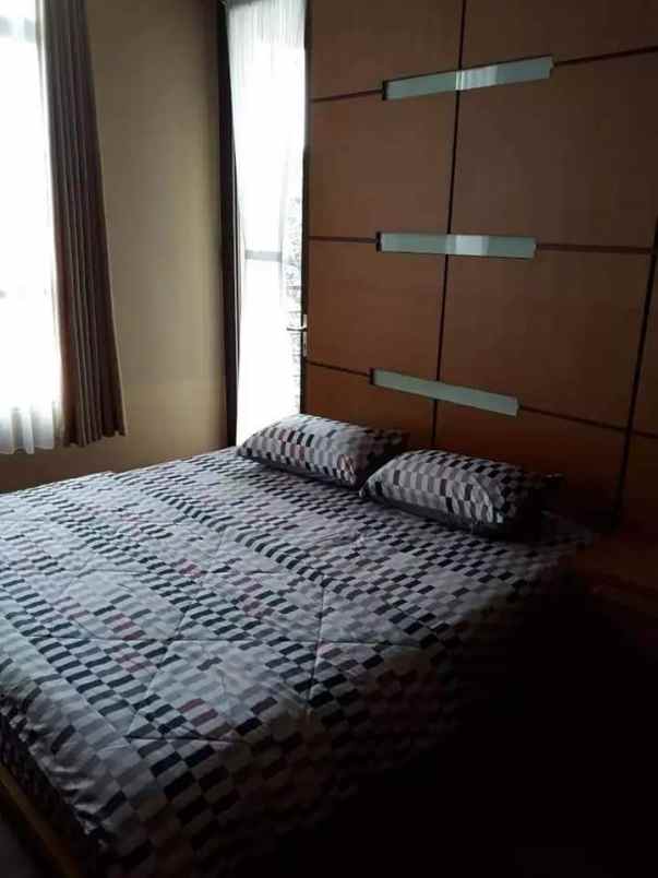 apartemen dago butik