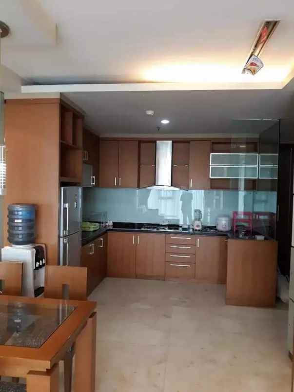 apartemen dago butik