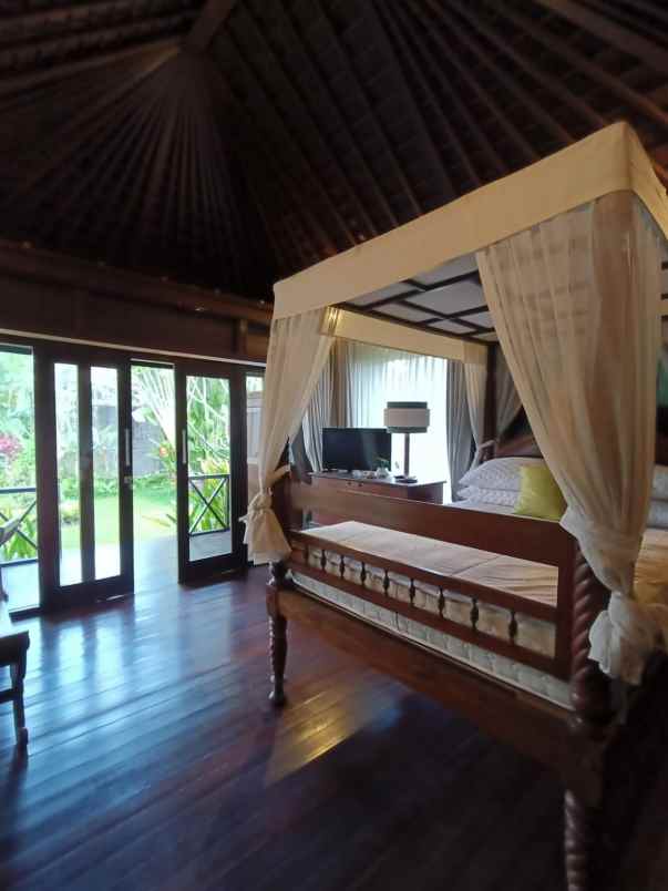 balinese style villa for sale in sidemen