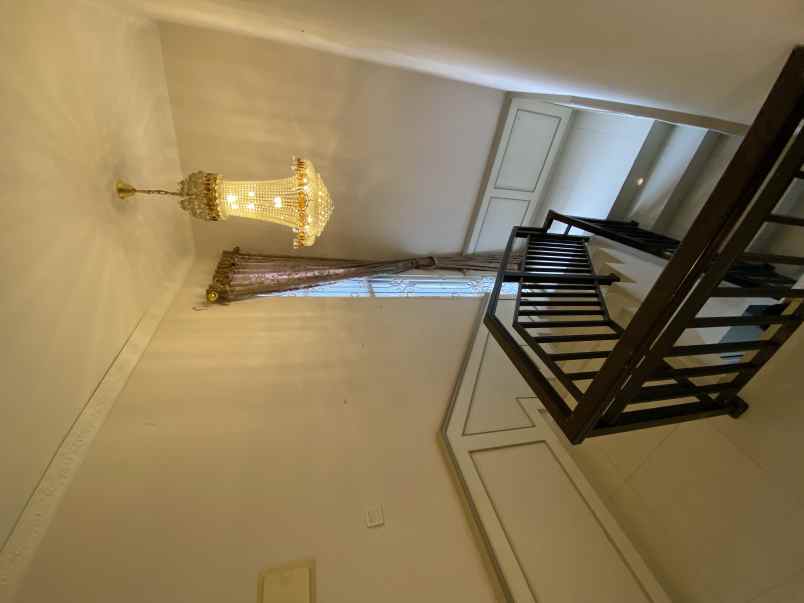 dijual apartemen cluster bohemia by
