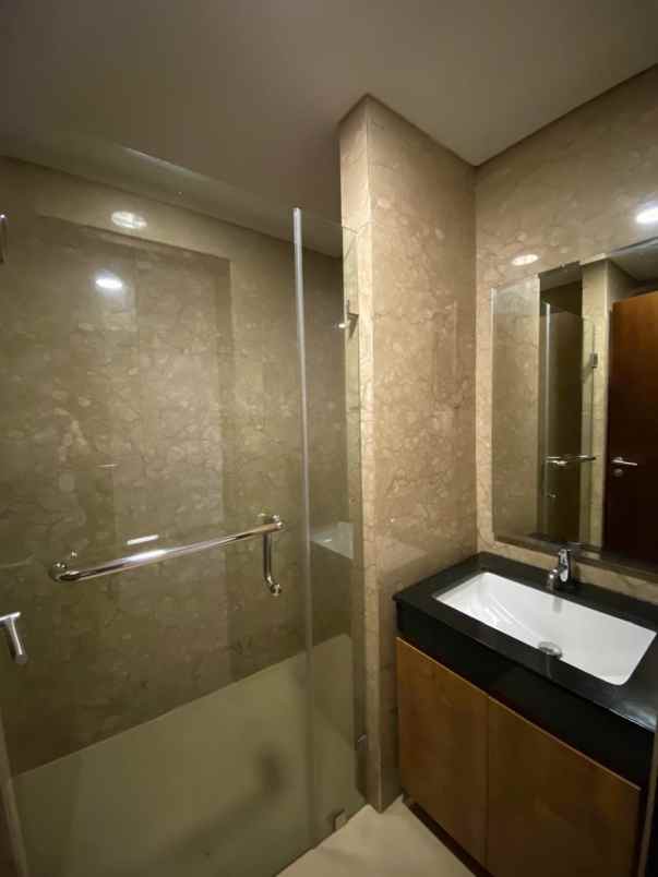 dijual apartemen l avenue jakarta selatan corner unit