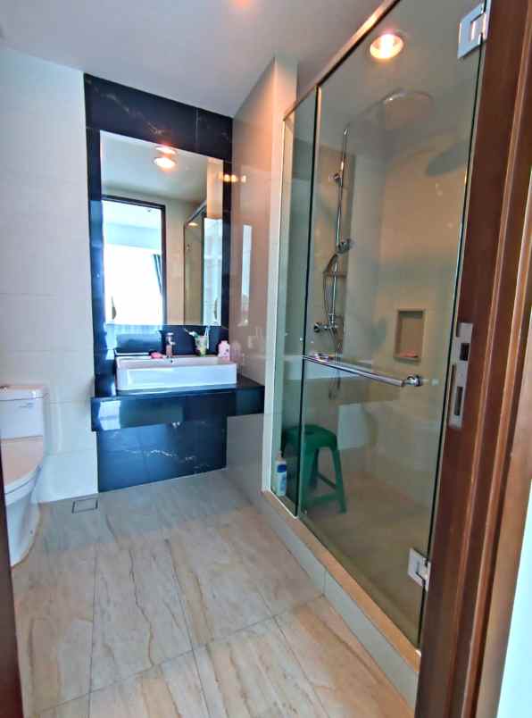 dijual apartemen the kensington royal