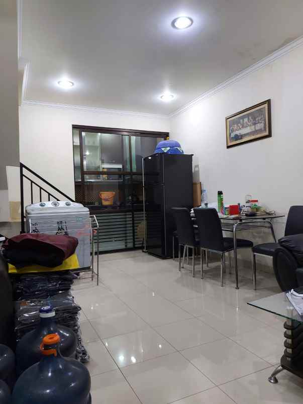 dijual cepat rumah siap huni di golden palm residences