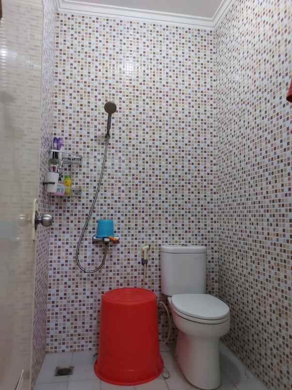 dijual cepat rumah siap huni di golden palm residences