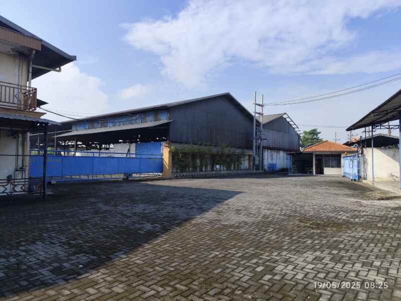dijual gudang ex pabrik hitung tanah di gresik