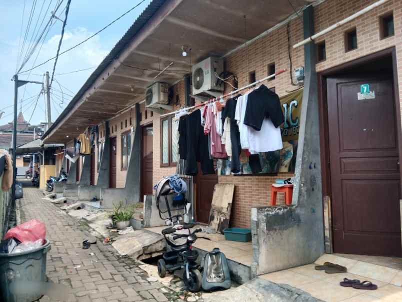 dijual kost lengkong wetan serpong utara